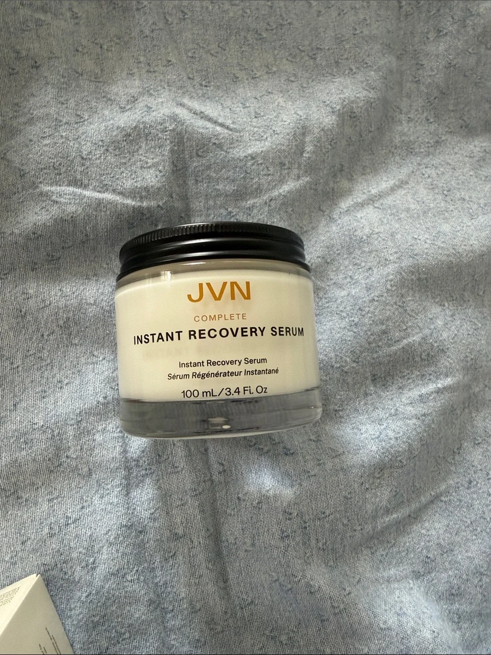 JVN Instant Recovery Serum - Cream & Gold Packaging